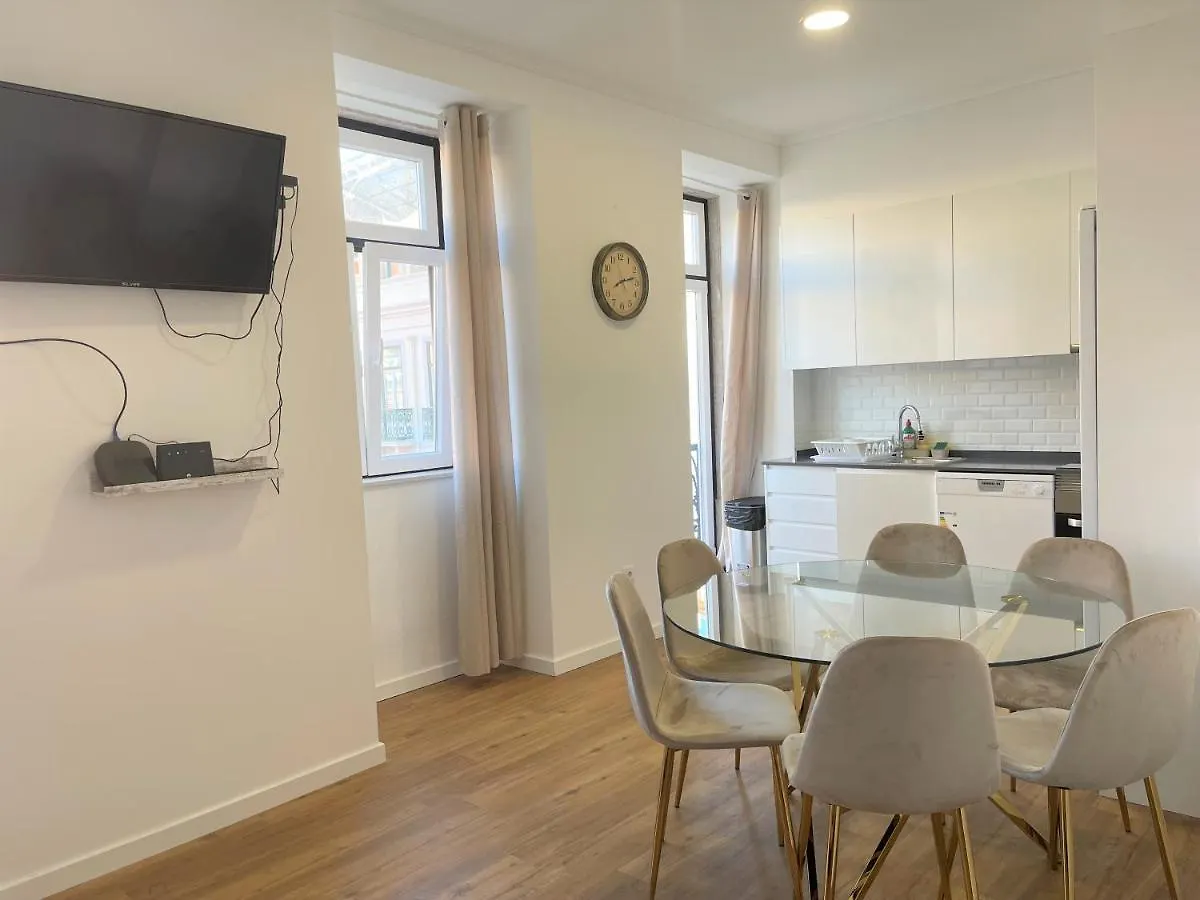 Apartment Center Lisboa 3Bedrooms  Лиссабон
